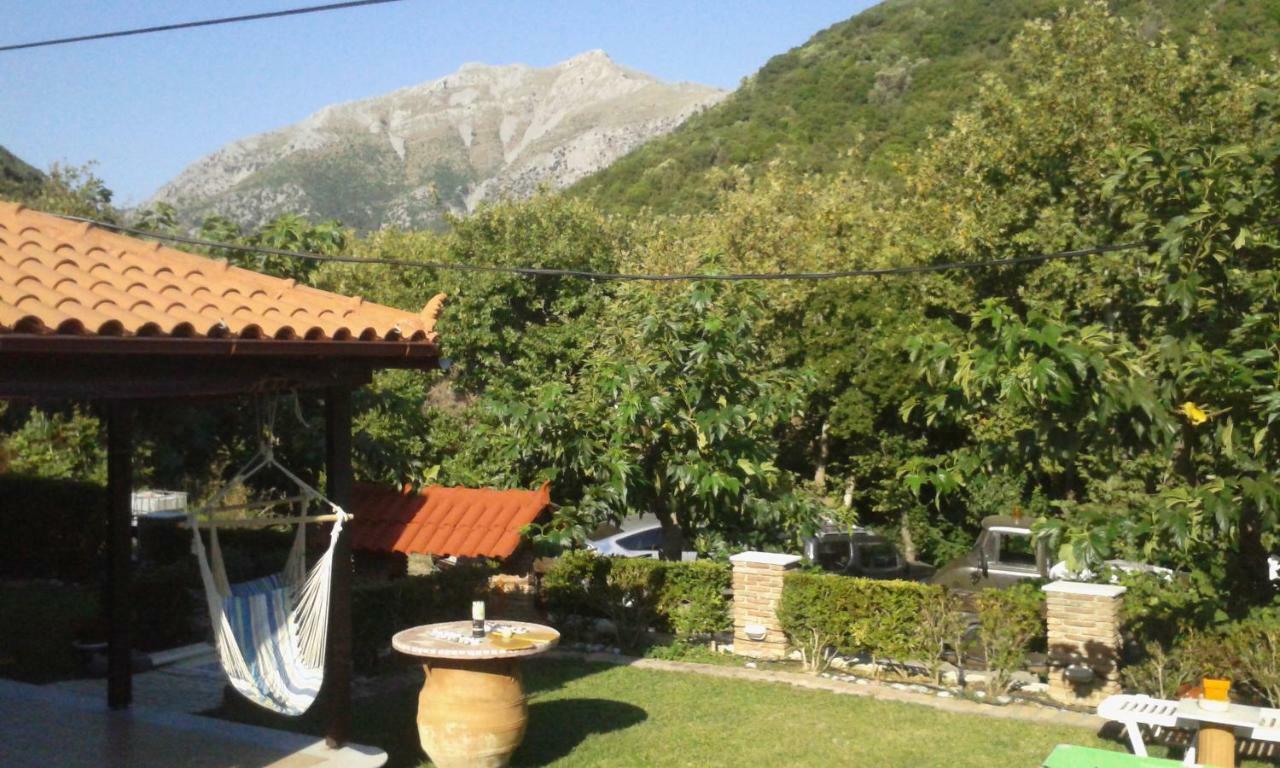 Kalogirou Stone House Apartment Limnionas  Exterior photo