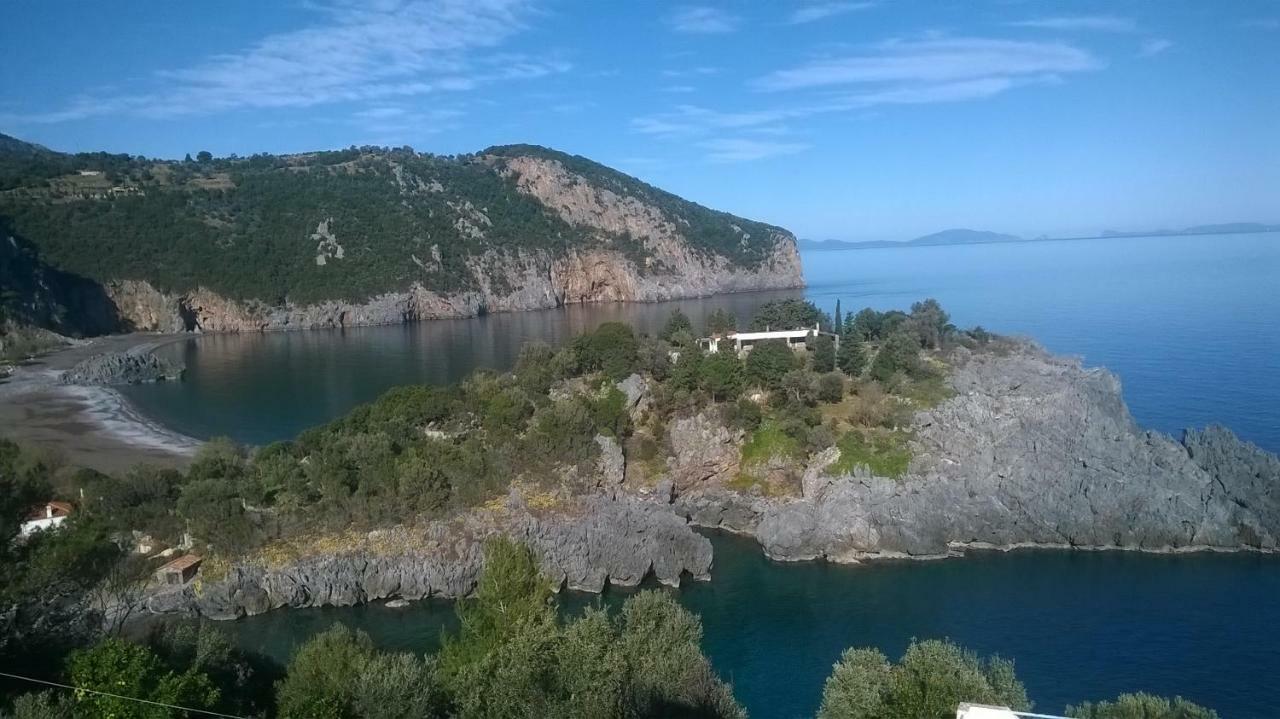 Kalogirou Stone House Apartment Limnionas  Exterior photo